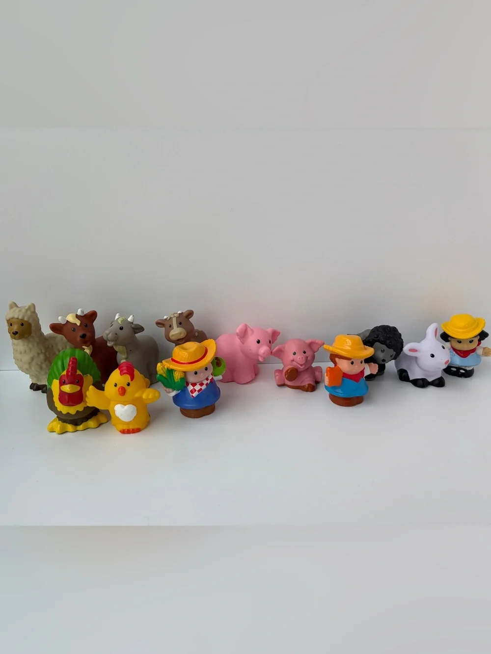 Fisher Price Little People Farm Animals and Farmers Alpaca Llama Lot of 13